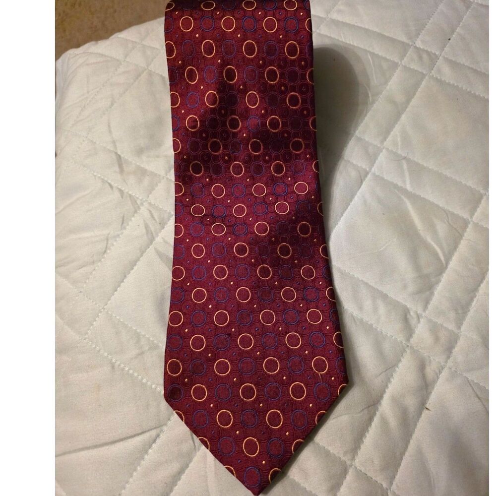Innocenti by Tom James 100% Silk Men's Designer Necktie